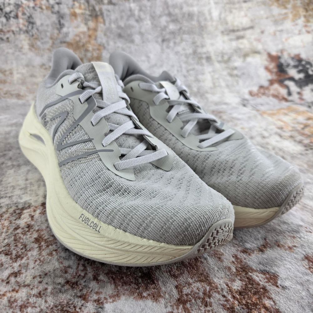 New Balance FuelCell Propel v4 Womens 7B Grey Running Shoes WFCPRCB4 Training